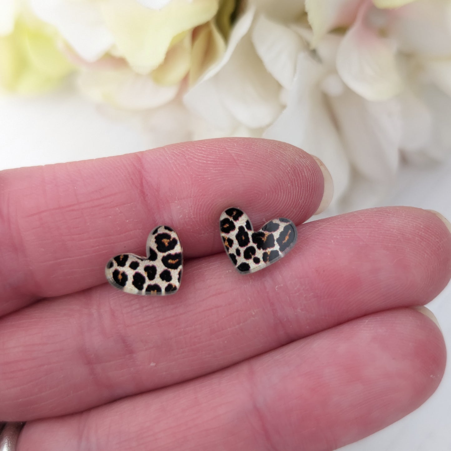 Puffy Heart Studs, Leopard