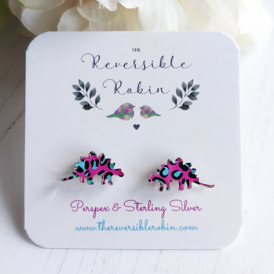 Stegosaurus studs