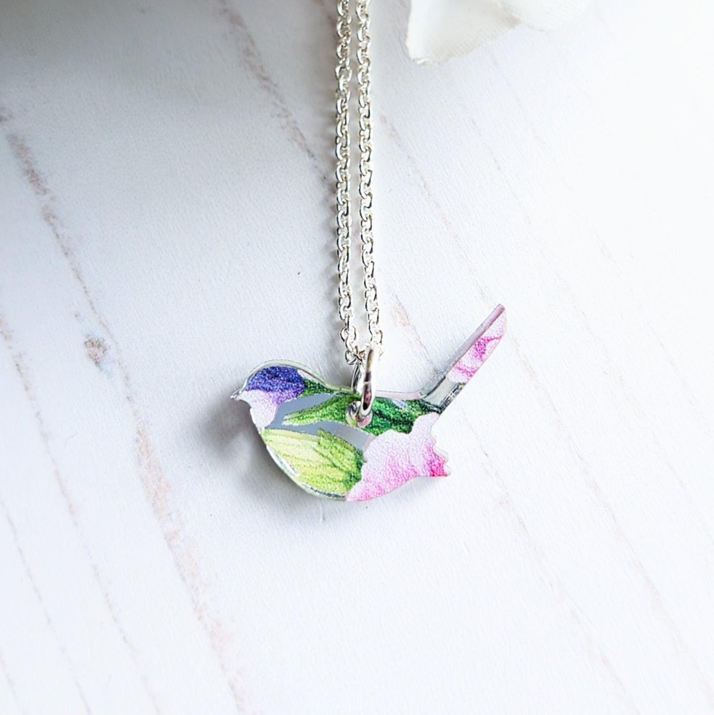 Mini Wren pendant