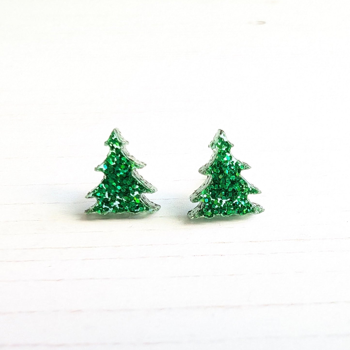 Christmas Tree studs Classic Green Glitter