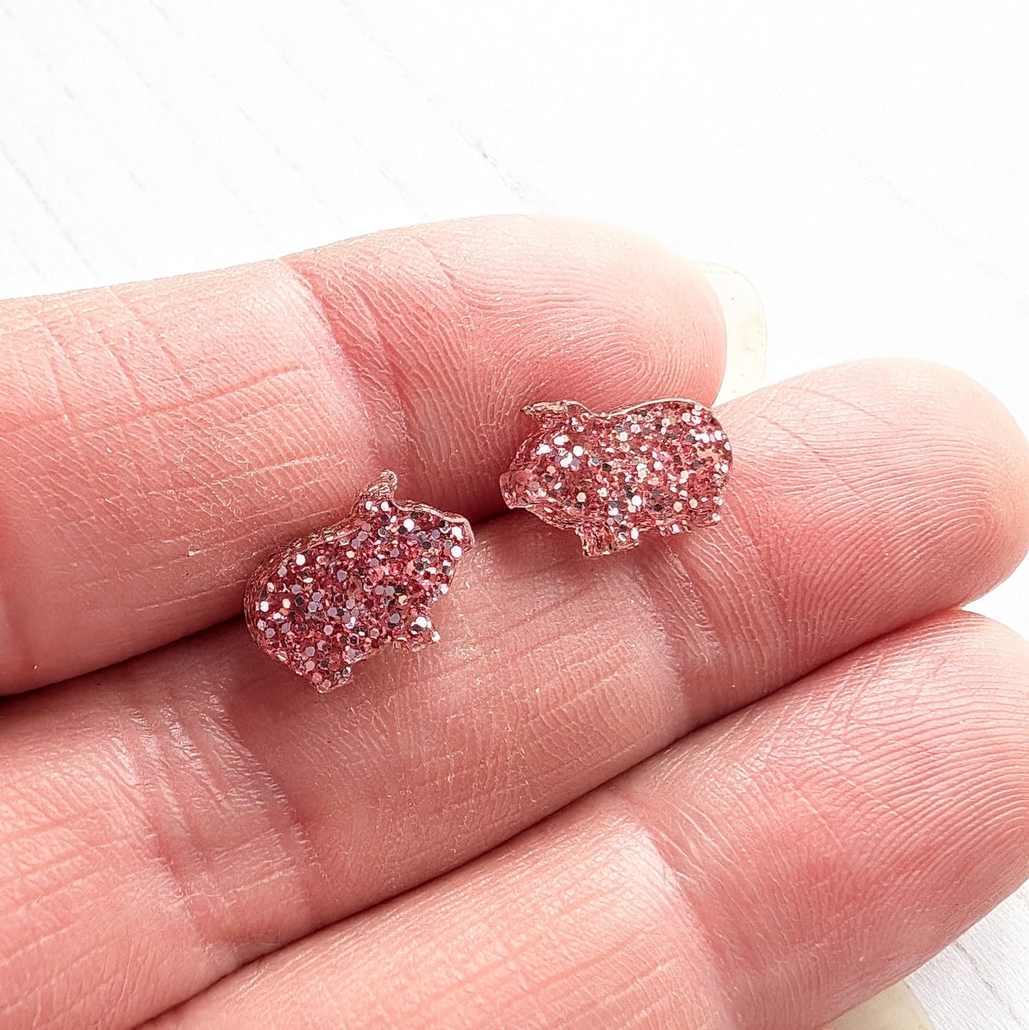 Pig studs
