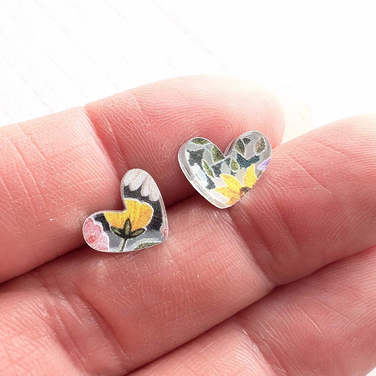 Puffy heart studs