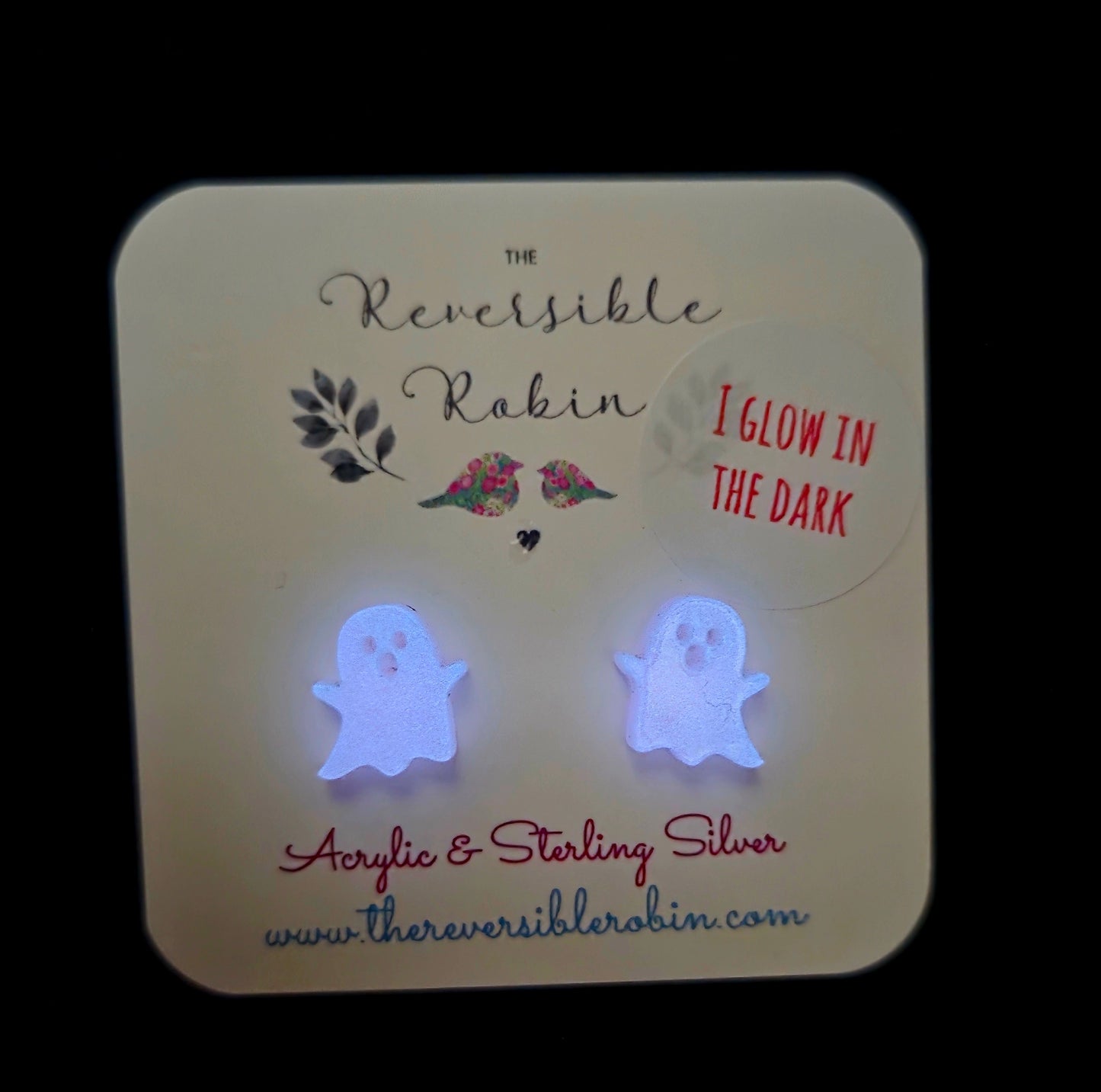 Glow in the dark ghost studd