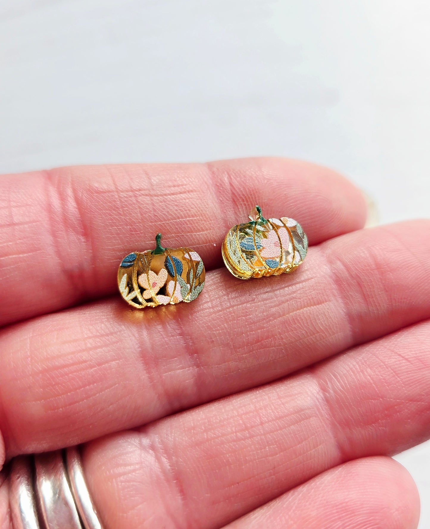 Pumpkin Studs, mirrored floral