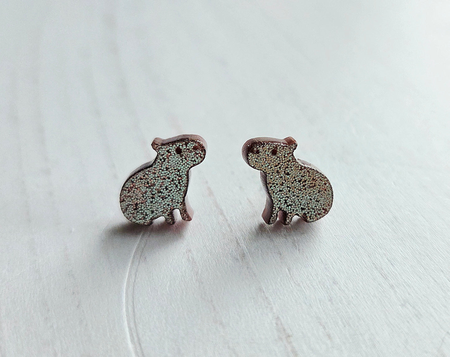 Capybara studs