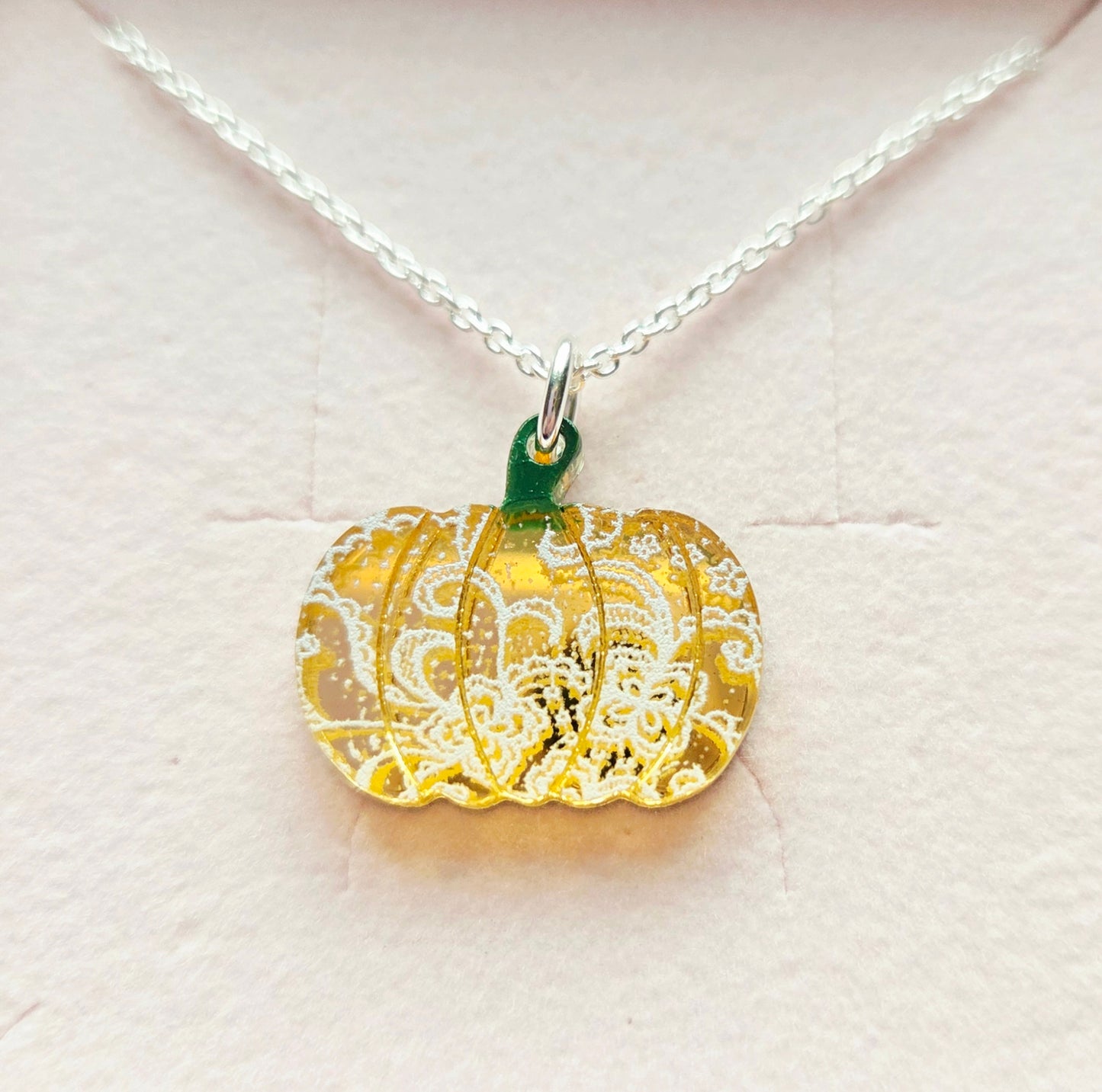Pumpkin Pendant, Gold Mirror
