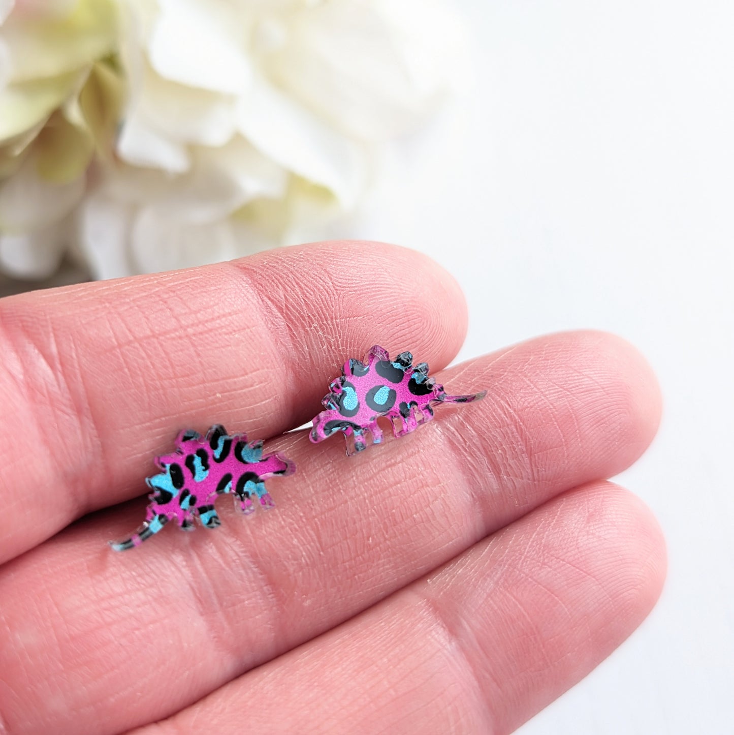 Stegosaurus studs