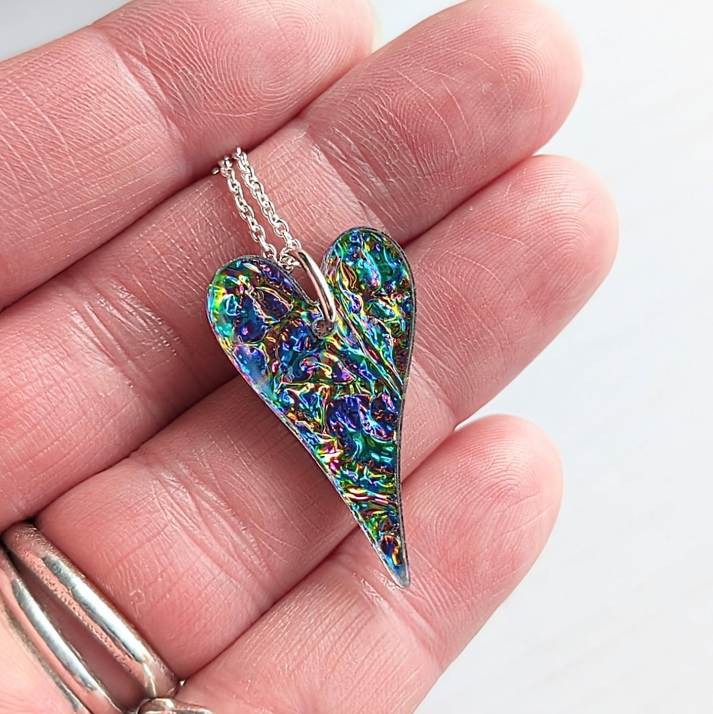 Dichrolam Heart Pendant