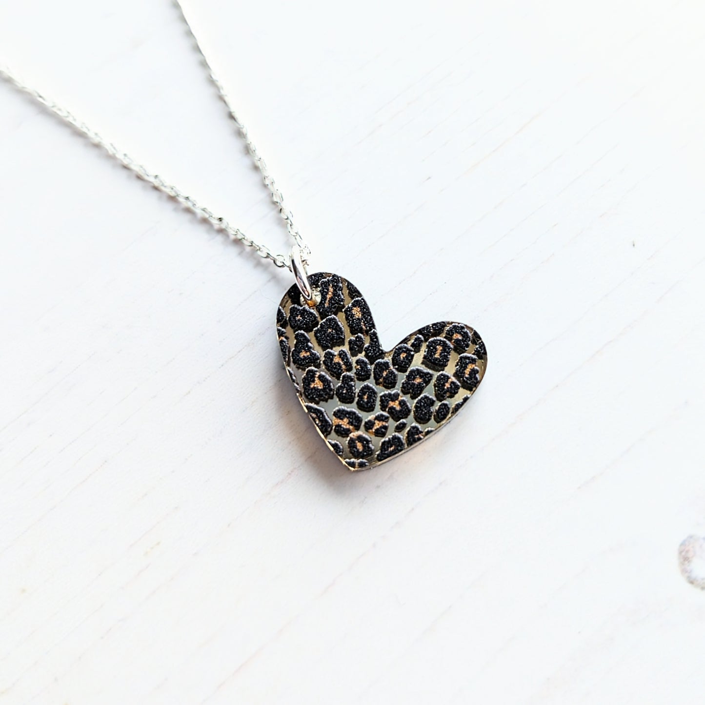 Puffy Heart Mirrored Leopard pendant