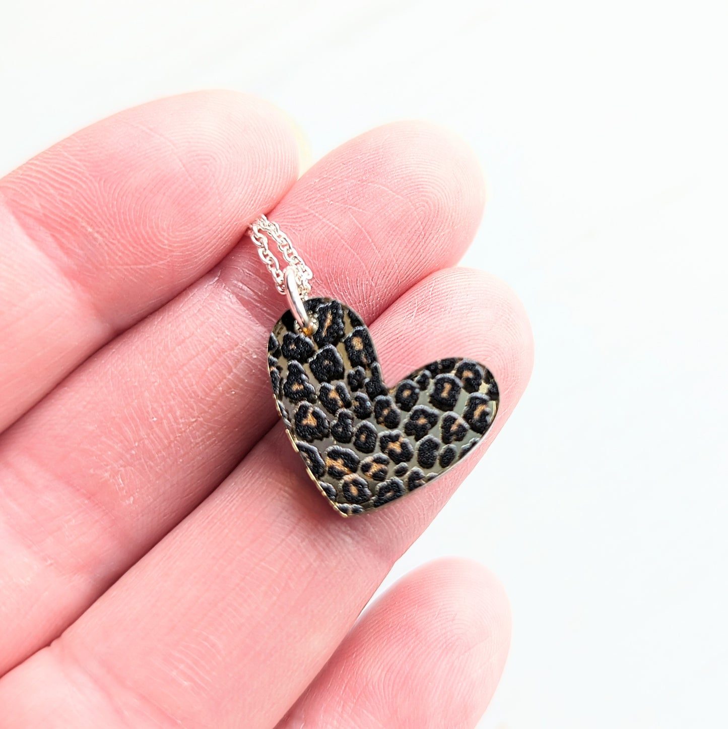 Puffy Heart Mirrored Leopard pendant