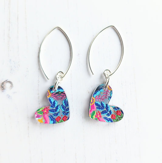 Puffy Heart V hook earrings