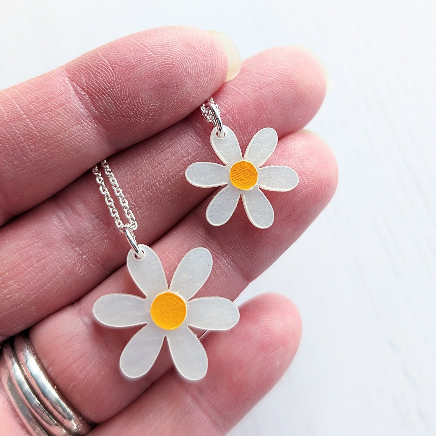 Daisy Pendant