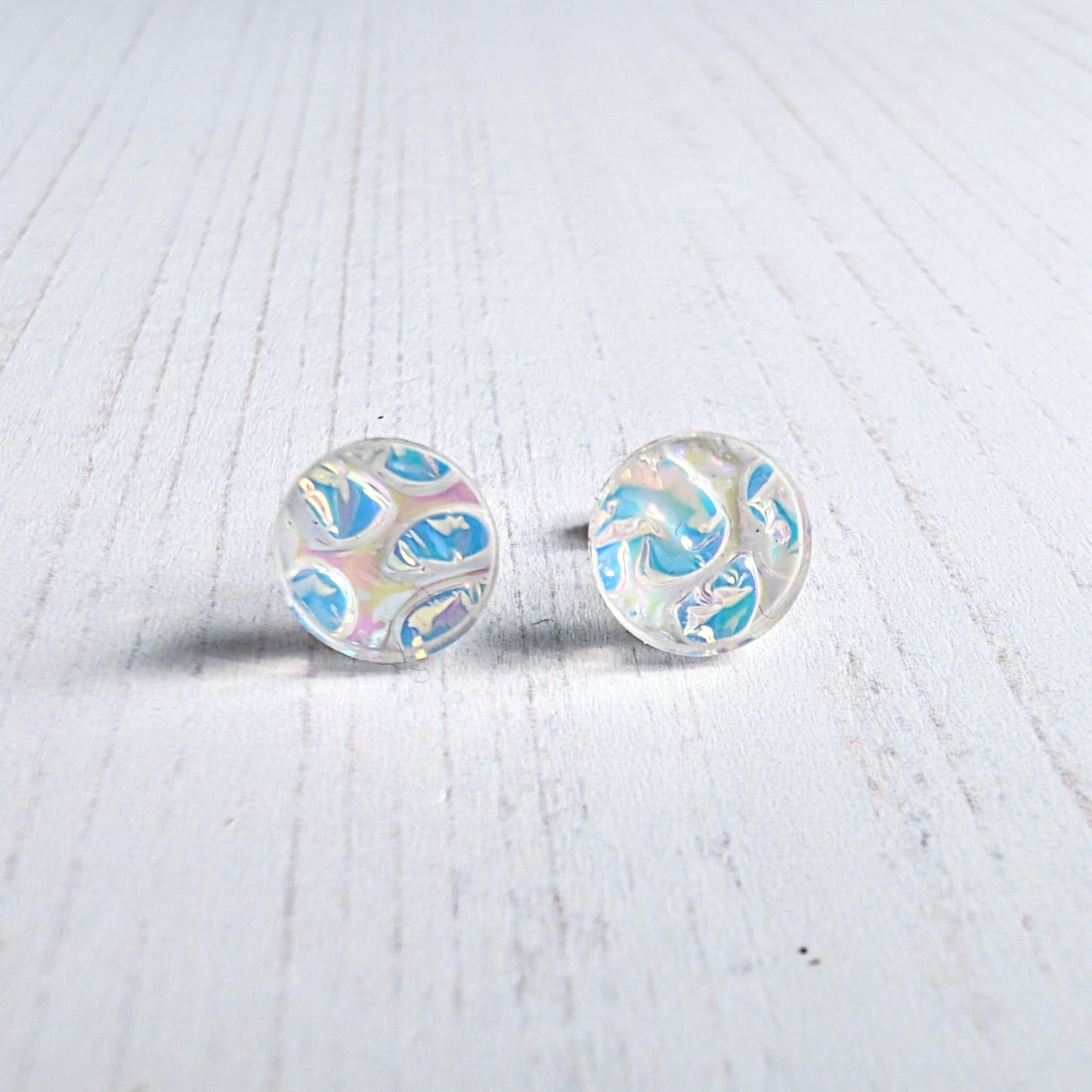 Dichrolam circle studs