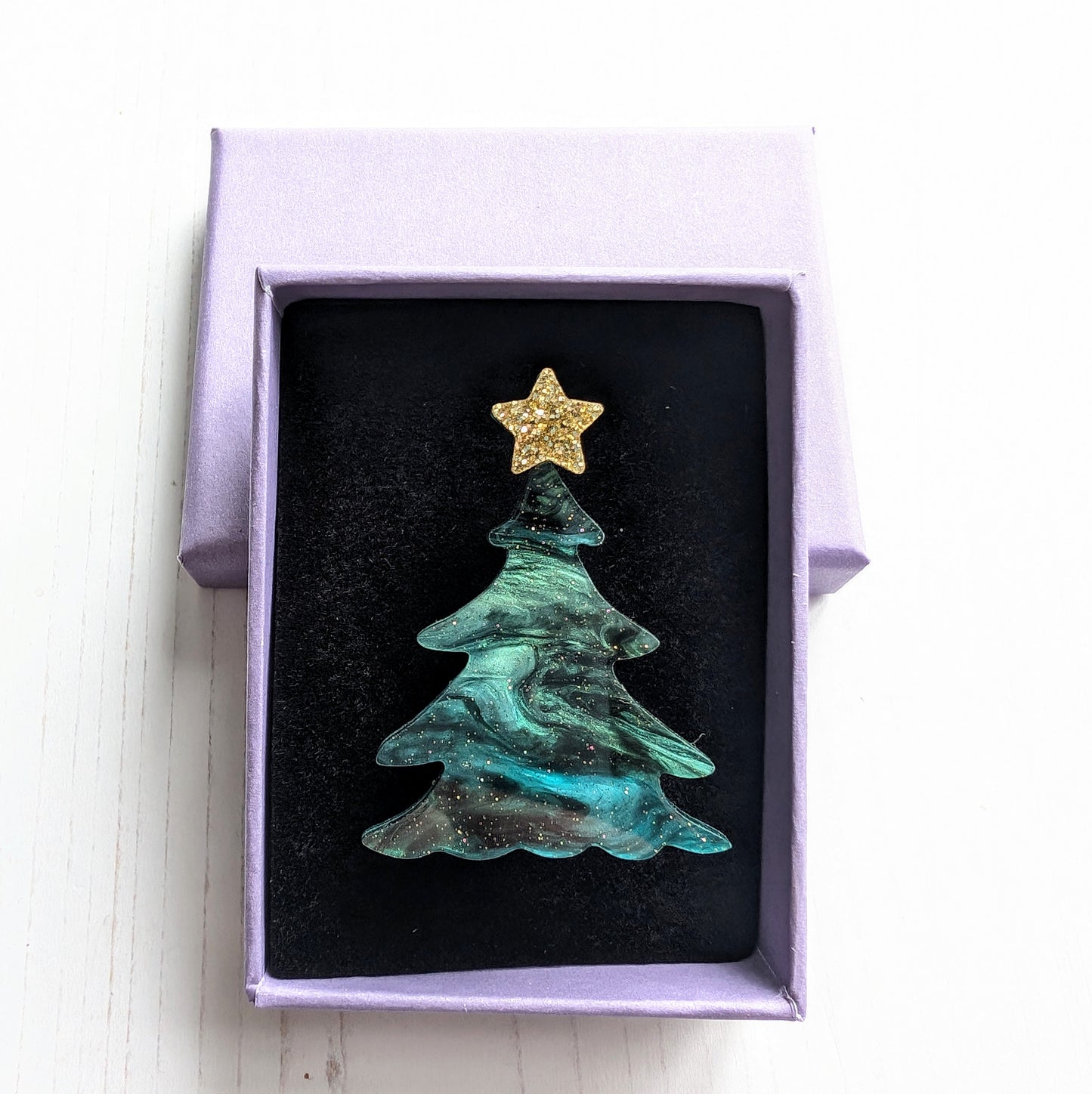 Christmas Tree Brooch Metallic swirl