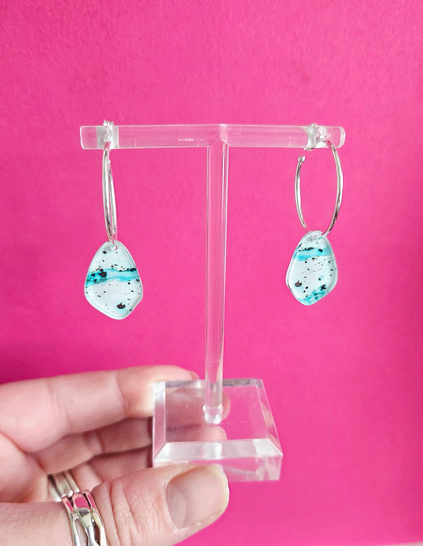 Pebble Hoop earrings, pale eggshell