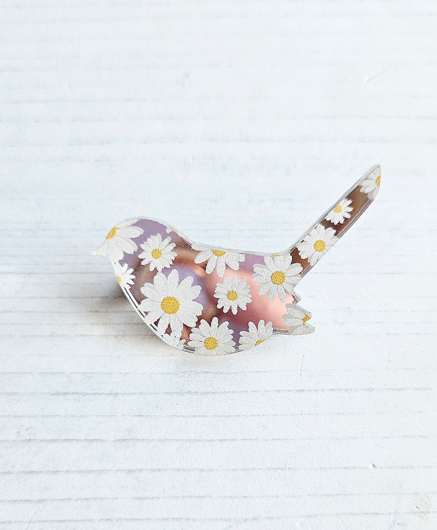 Wren Brooch, Daisy