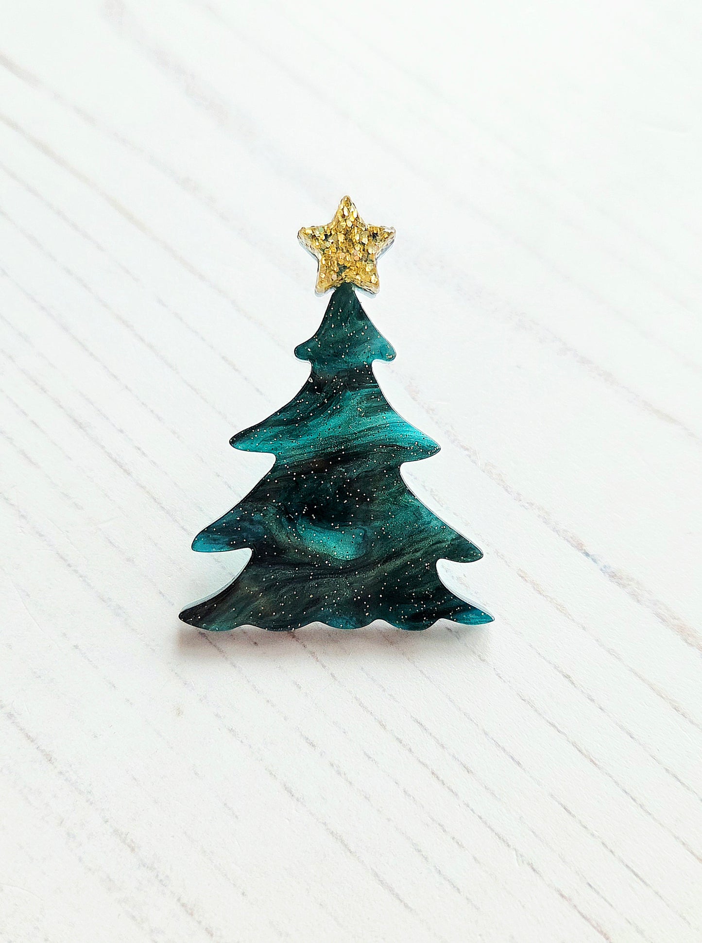 Christmas Tree Brooch Metallic swirl