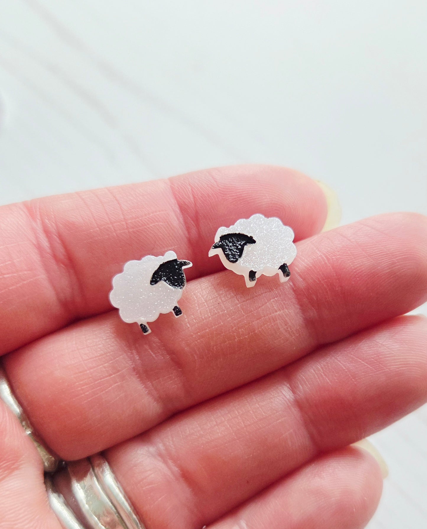 Sheep studs