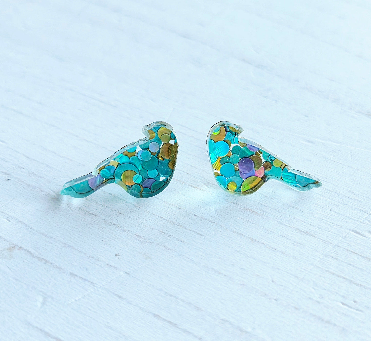 Bird studs, Chunky blue